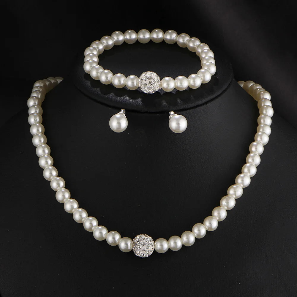 TREAZY Pearl Bridal Jewelry Set - Necklace & Earrings