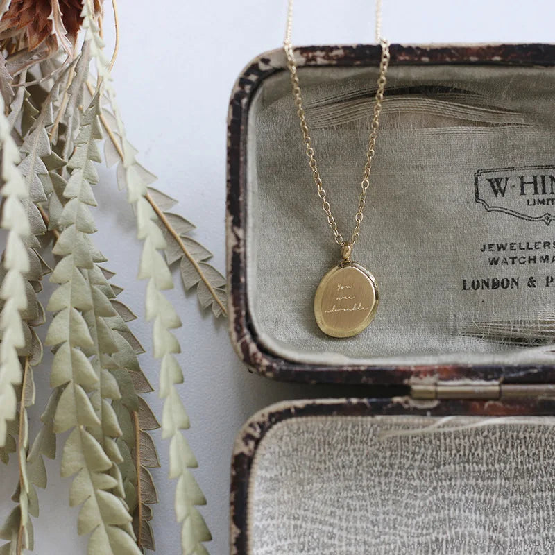 Jade Rabbit White Shell Necklace - 18K Gold Moon Pendant