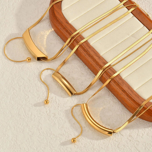 Kissmoon Minimalist Curved Bar Necklace - Geometric Gold Choker