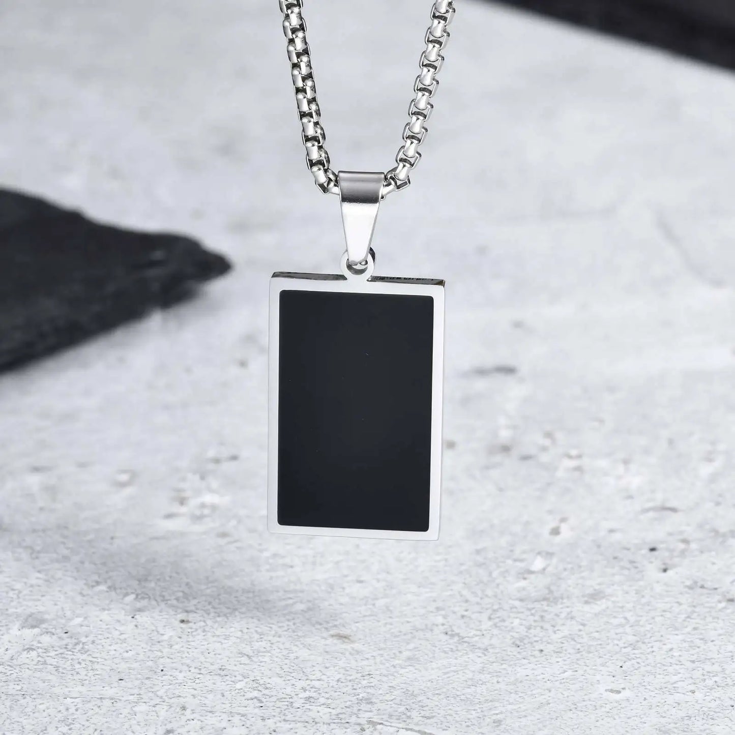 Casual Men's Geometric Square Necklace - Black Enamel Rectangle