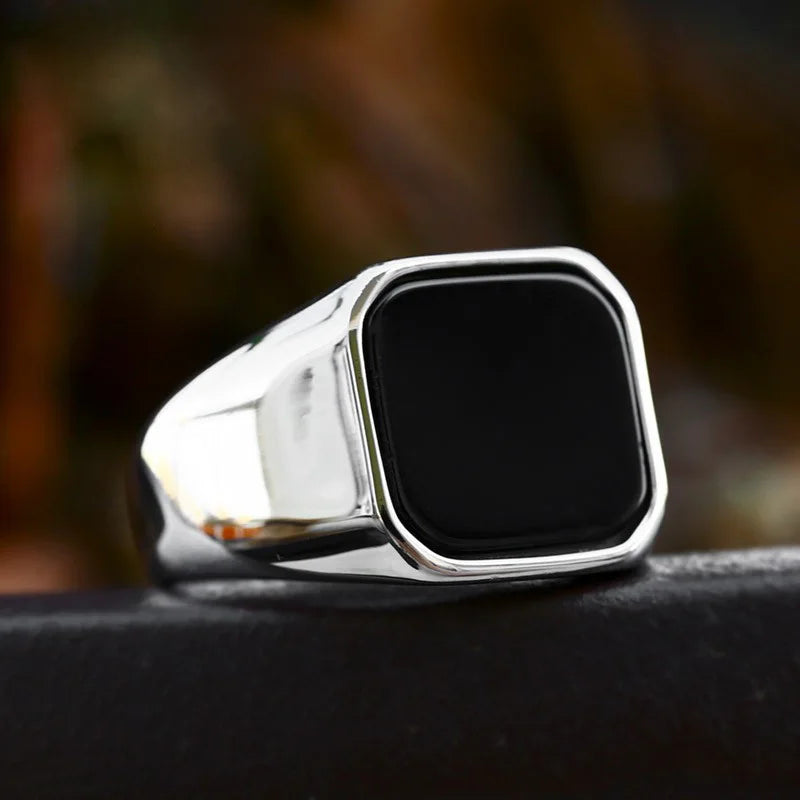 Retro Black Onyx Ring - Flat Square Designer Band