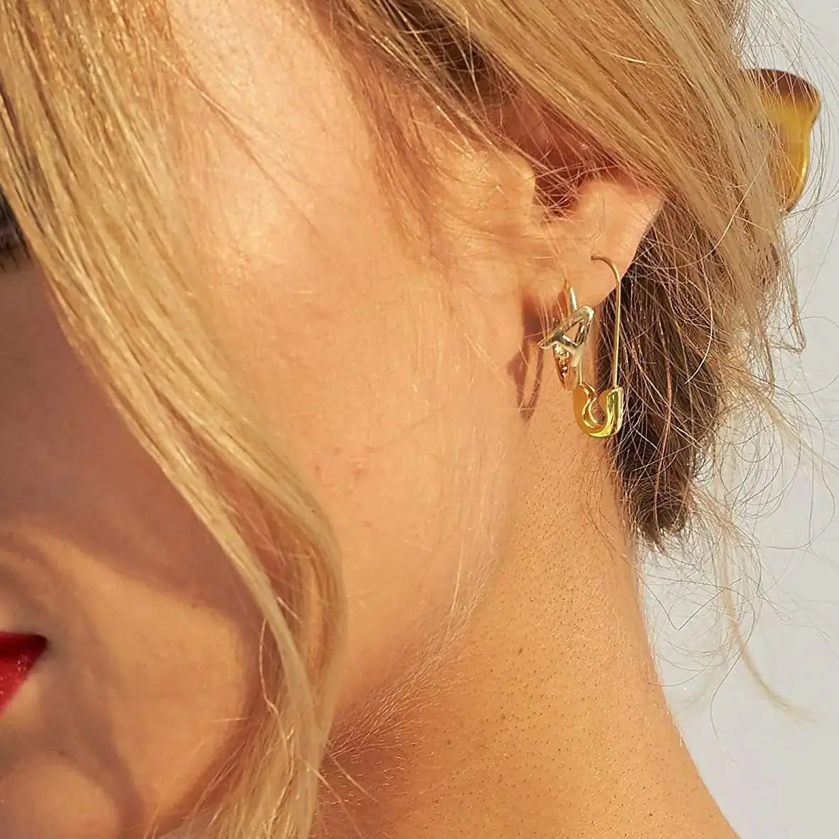 Minimalist Safety Pin Earrings - U-Shaped Gold Lock