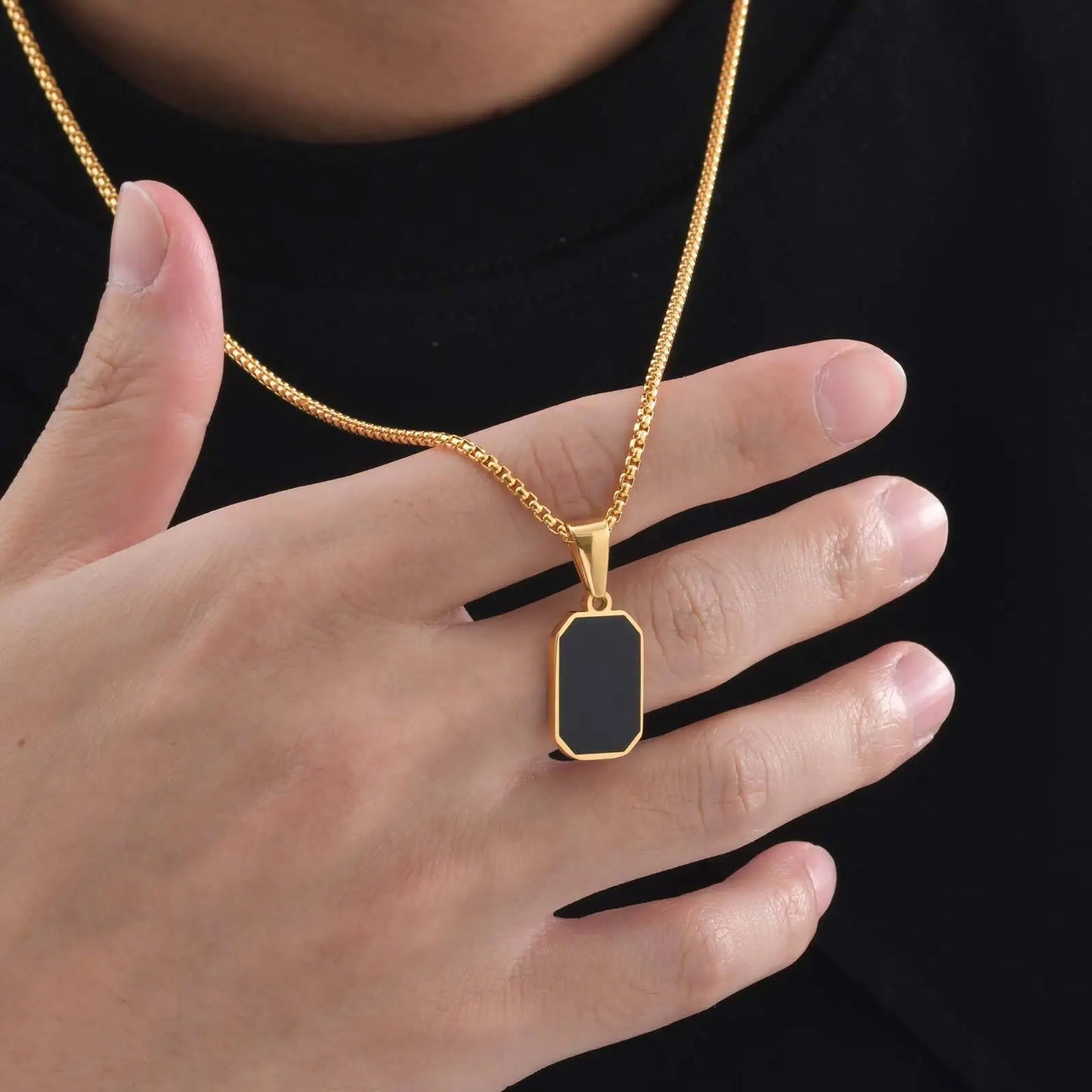 Casual Men's Geometric Square Necklace - Black Enamel Rectangle