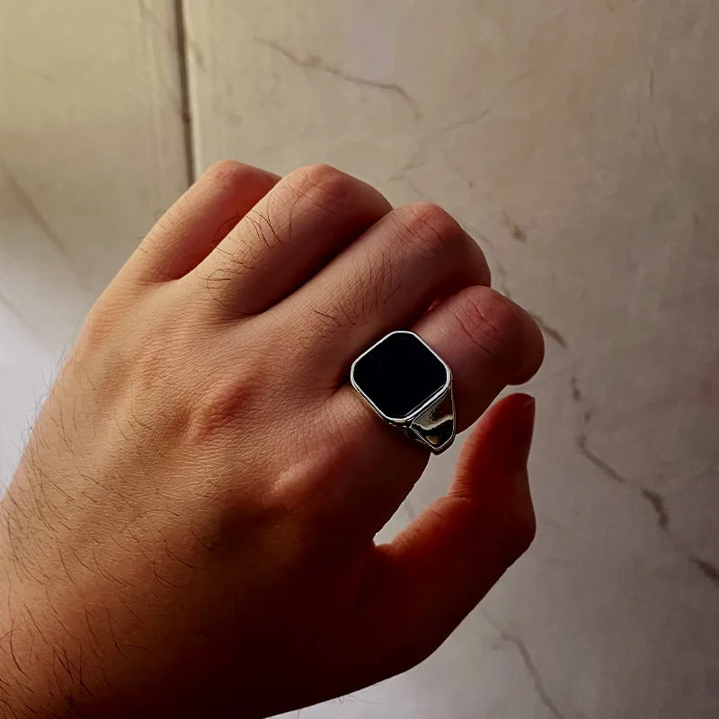 Retro Black Onyx Ring - Flat Square Designer Band